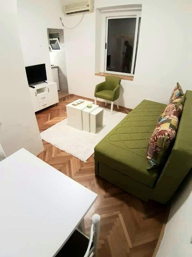 Small&Cozy Apartment Podgorica Luaran gambar